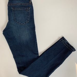 Skinny Jeans with Zipper Detailing V 19-69 Italia